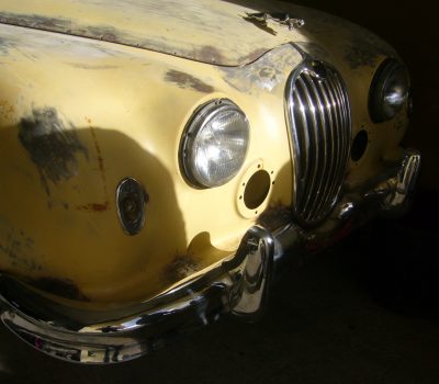 Jaguar MKI 1956 Pearl Grey Front Restoration