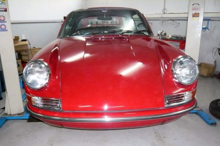 Porsche 911 Targa Soft Window 1968 Red Front
