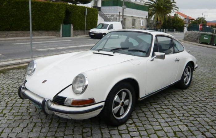 Porsche 911T 1971 White Front
